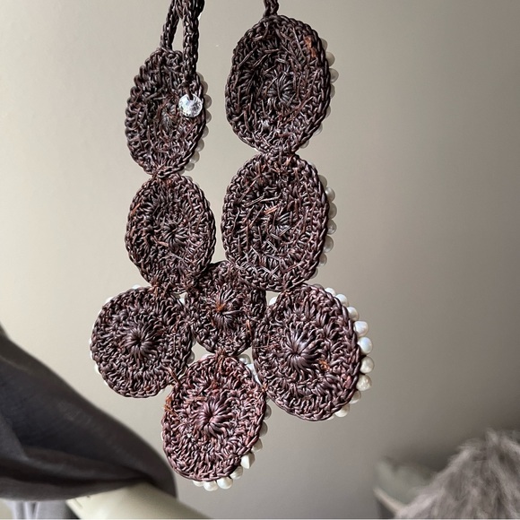 Mosaic Semi-Precious Stones Large White Bib Handmade 16" - 18" Necklace - Picture 7 of 15